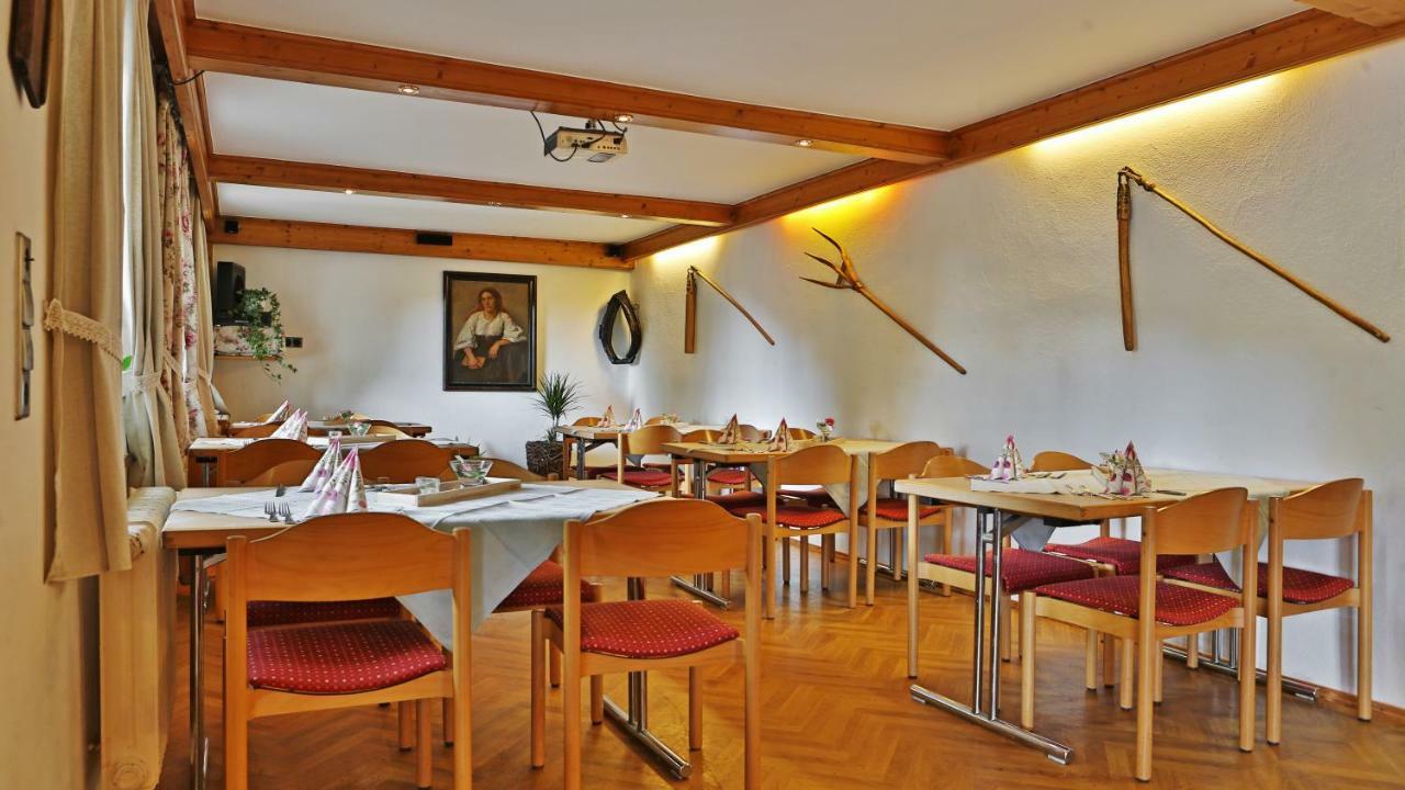 Gruener Hof Hotel Zell am Harmersbach Exterior photo